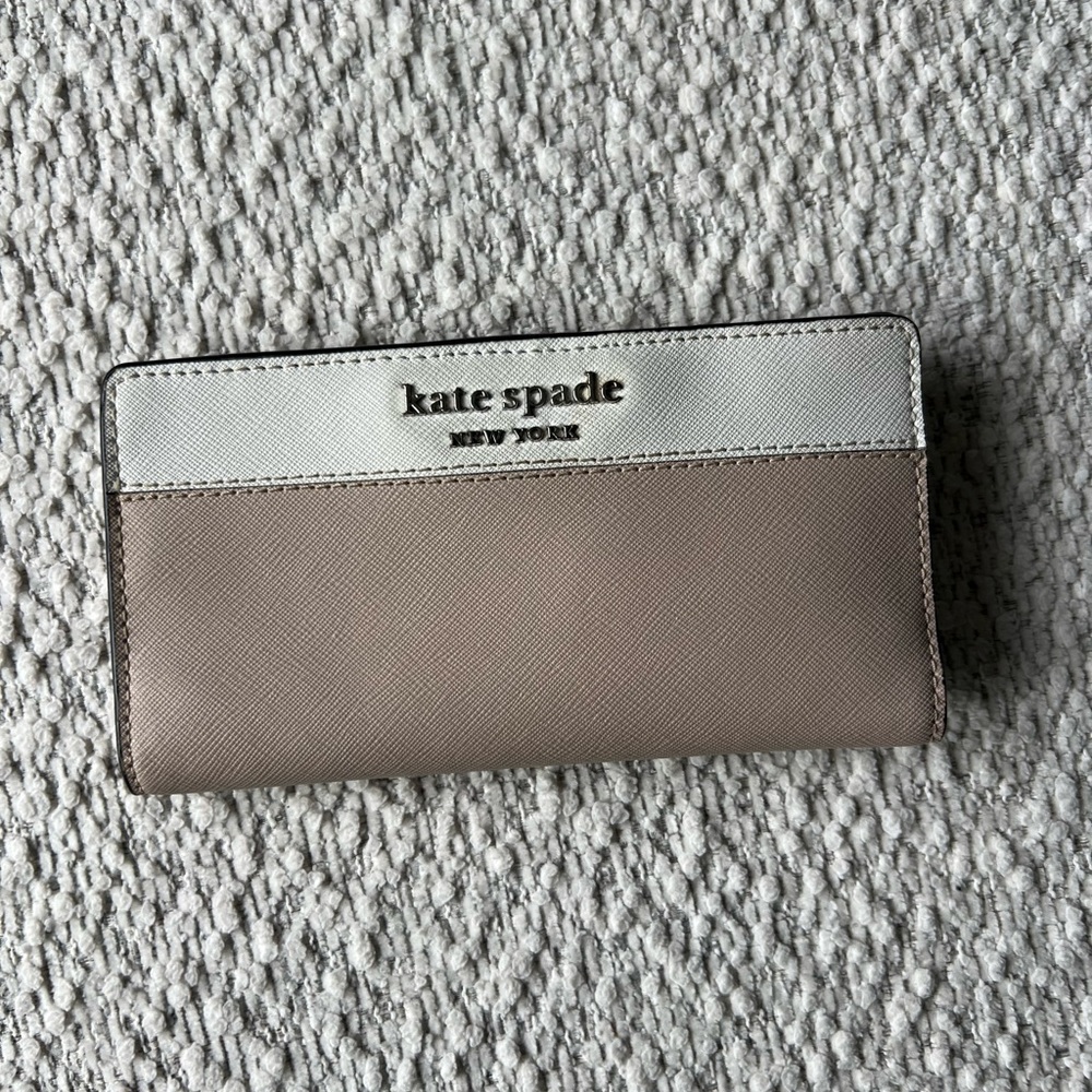 Kate Spade Beige and Gray Women's Wallet